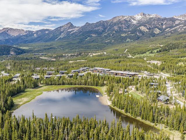 Apartment for sale in Big Sky, Montana
