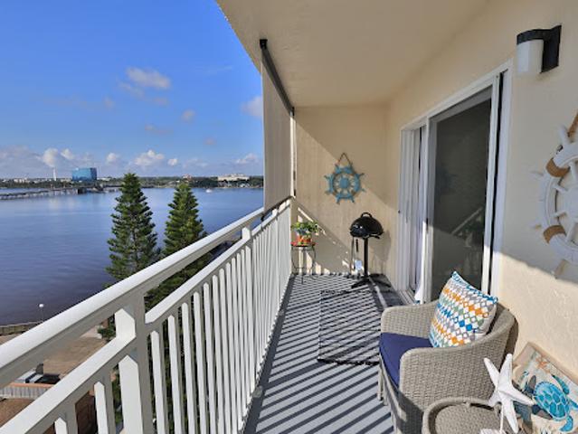 Apartment for sale in Daytona Beach