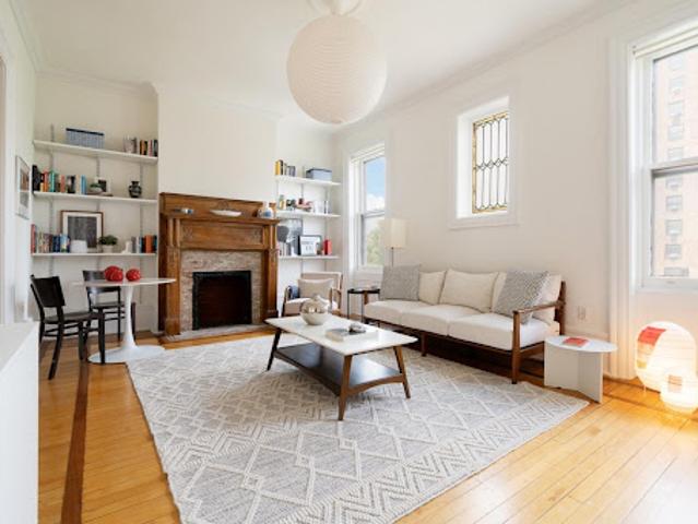 Apartment for sale in Arverne, New York