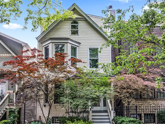 Apartment for sale in Chicago Park, Illinois