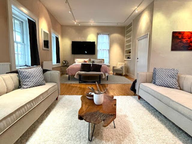Apartment for sale in Berkshire, Massachusetts