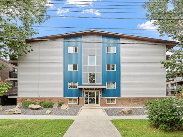 Apartment for sale in Northwest, Alberta