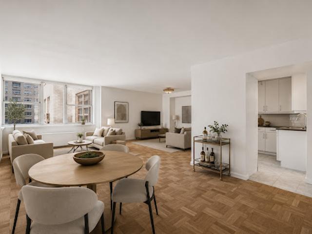 Apartment for sale in Arverne, New York