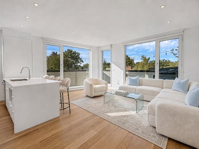Apartment for rent in St. Leonard's, Quebec