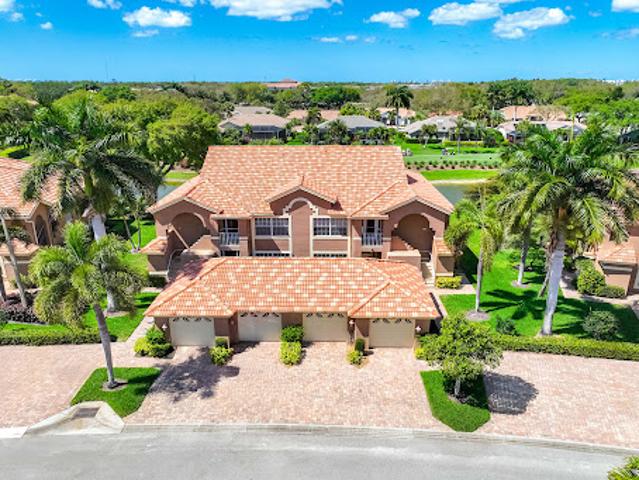 Apartment for sale in Bonita Springs, Florida