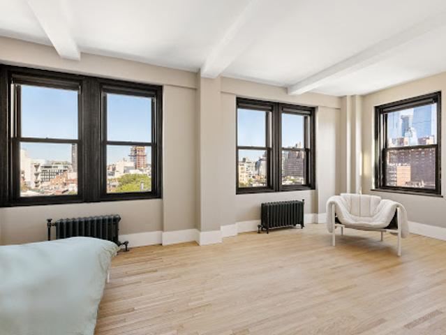 Apartment for sale in Arverne, New York