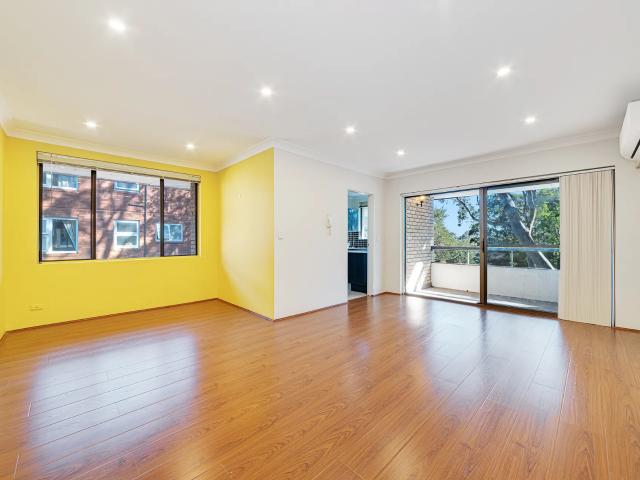 Apartment for rent in Lower North Shore, Sydney