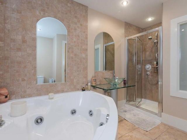 Apartment for rent in Belfast, Belmont