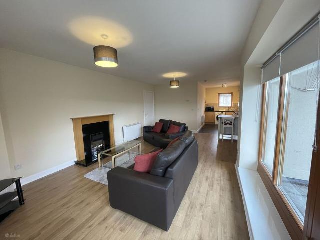 Apartment to rent in Loch Garman, North Tipperary