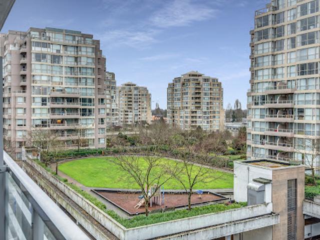 Apartment for sale in Richmond
