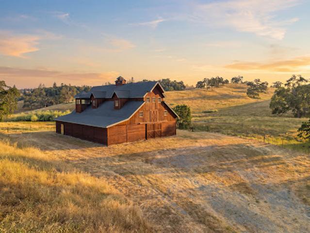 Apartment for sale in Plymouth, California