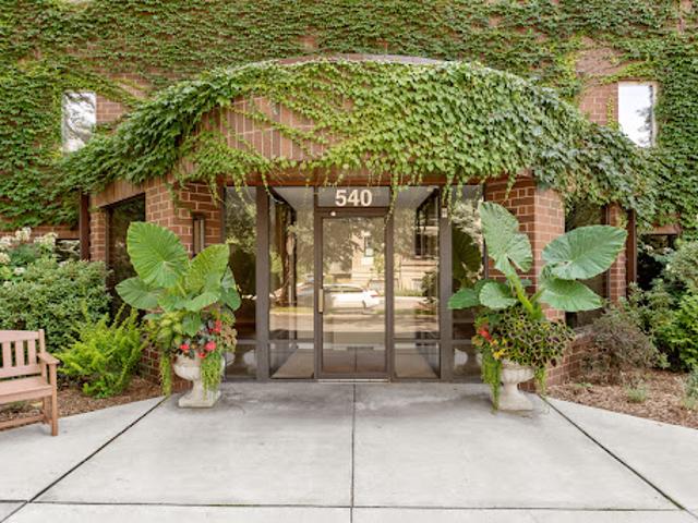 Apartment for sale in Hennepin, Minnesota
