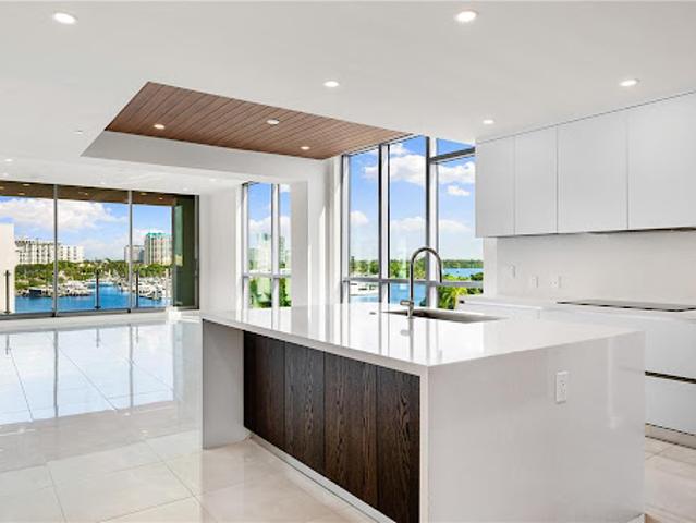 Apartment for sale in Sarasota, Florida