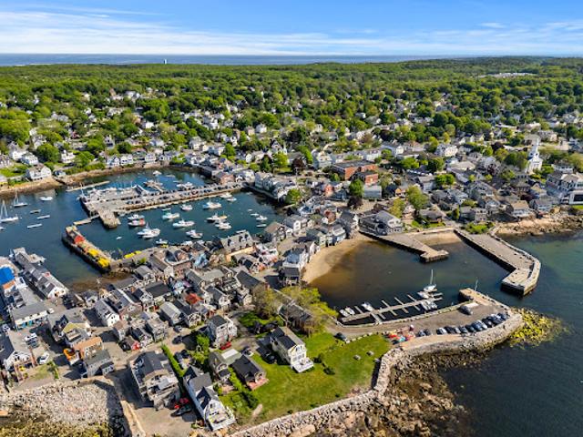 Apartment for sale in Rockport, Massachusetts