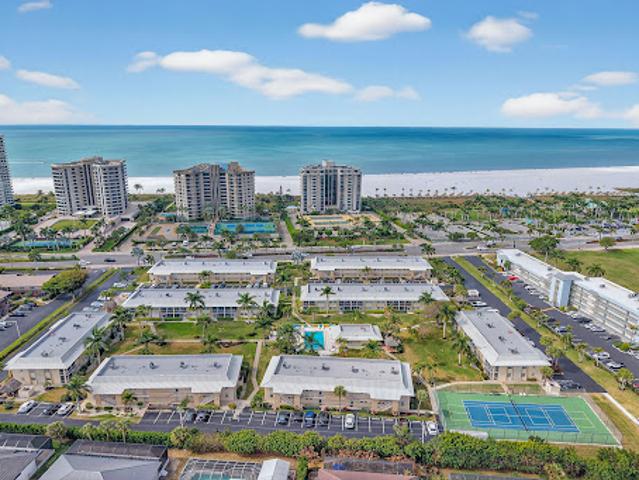 Apartment for sale in Marco Island, Florida