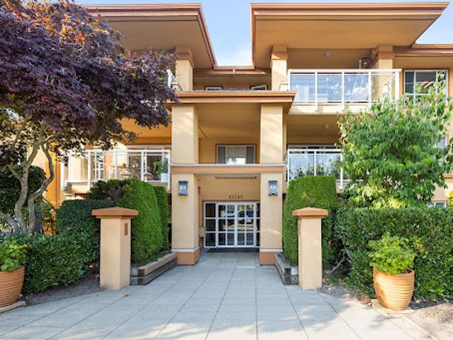 Apartment for sale in Surrey, British Columbia