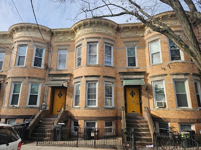 Apartment for sale in Arverne, New York