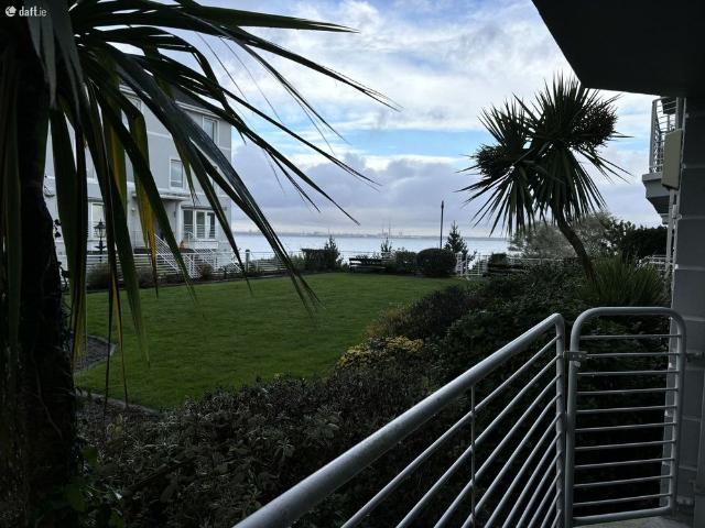 Apartment to rent in Blackrock