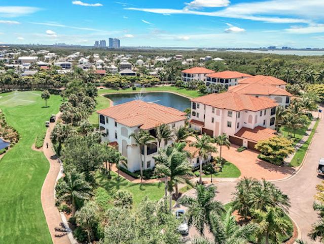 Apartment for sale in Bonita Springs, Florida