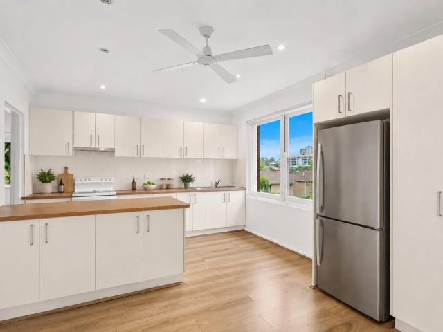 Apartment for rent in Wollongong West, New South Wales