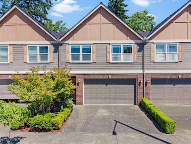Apartment for sale in Camas, Washington