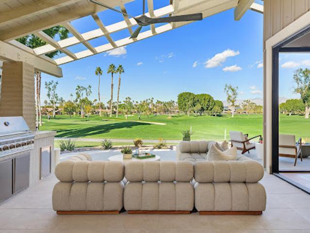 Apartment for sale in Palm Desert, California