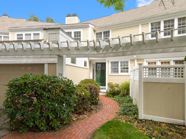 Apartment for sale in Newburyport, Essex County