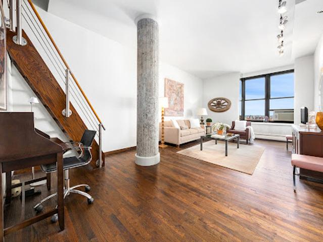 Apartment for sale in Arverne, New York