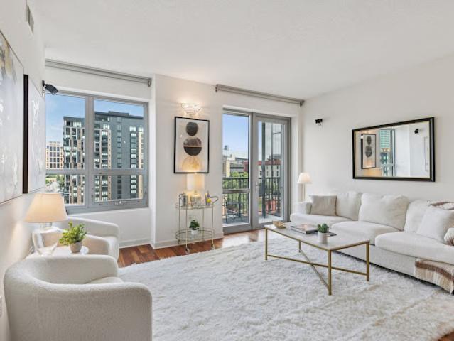 Apartment for sale in Hennepin, Minnesota