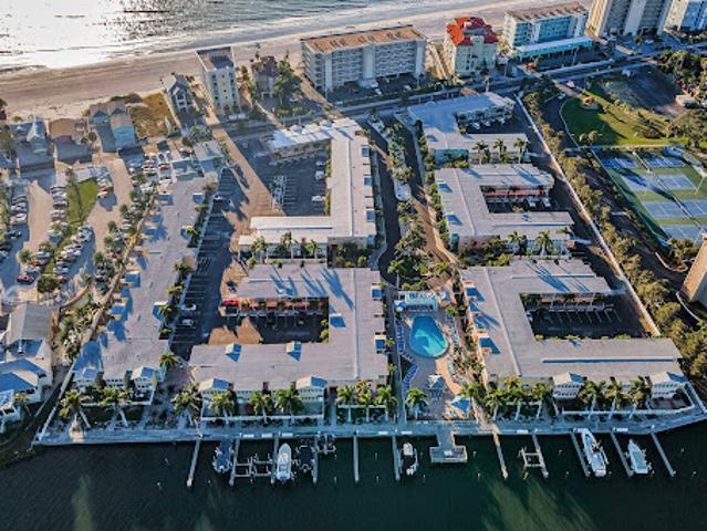 Apartment for sale in Indian Rocks Beach, Florida