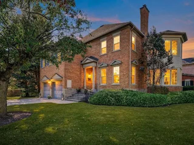 Apartment for sale in Burlington, Golden Horseshoe