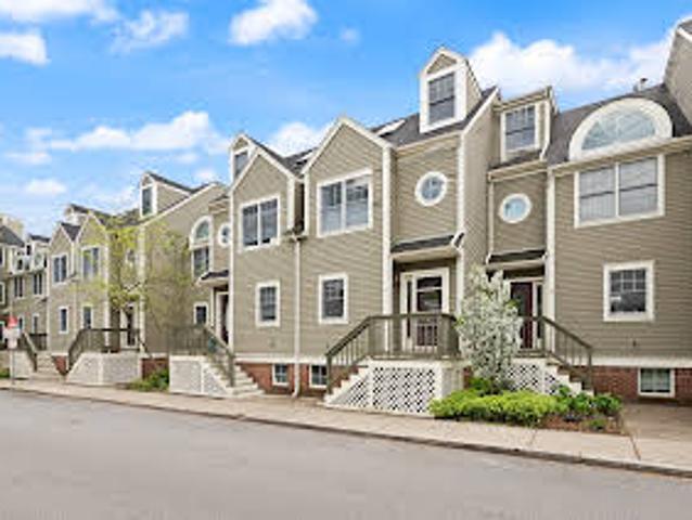 Apartment for sale in Cambridge