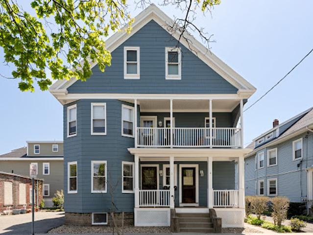 Apartment for sale in Arlington, Massachusetts
