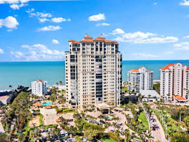 Apartment for sale in Naples