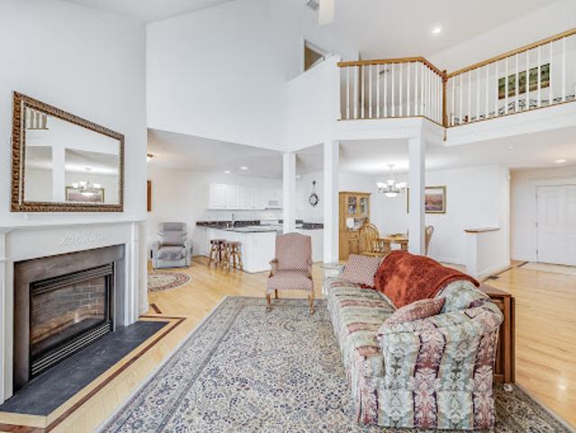 Apartment for sale in Bourne