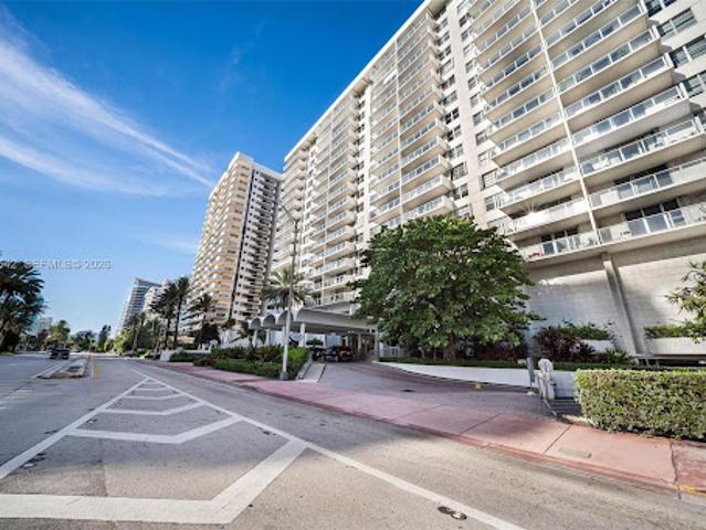 Apartment for sale in Miami Beach, Florida