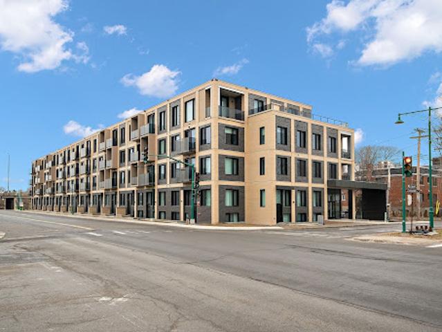 Apartment for rent in Mont-royal, Quebec