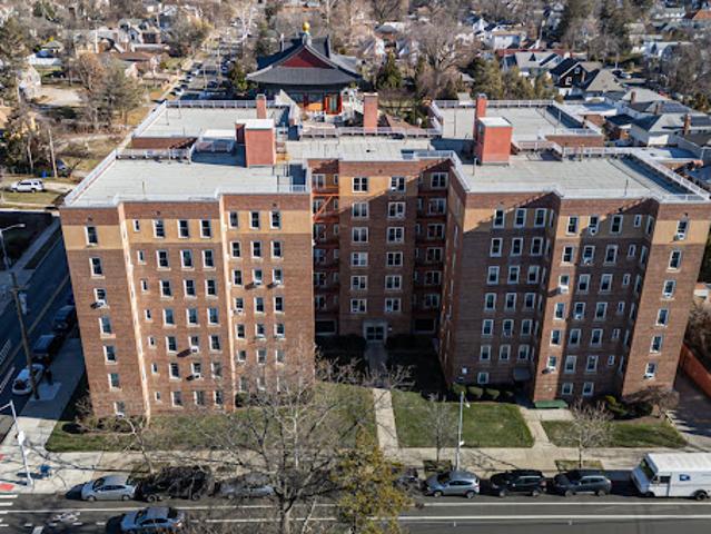Apartment for sale in Queens, Arverne