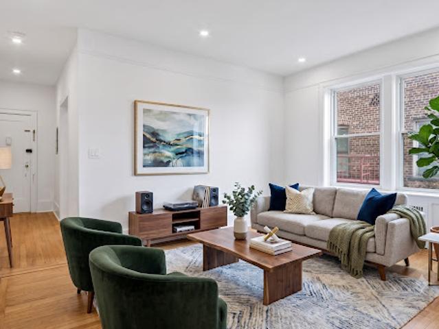 Apartment for sale in Hudson, New Jersey