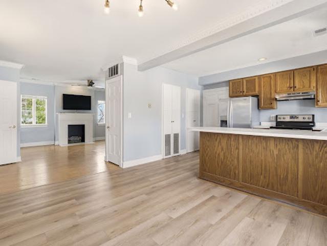 Apartment for sale in Louisville, Jefferson County