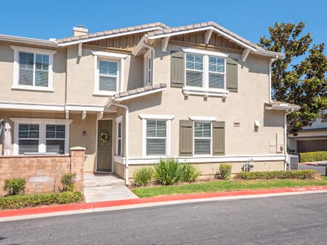 Apartment for sale in Grand Terrace, California