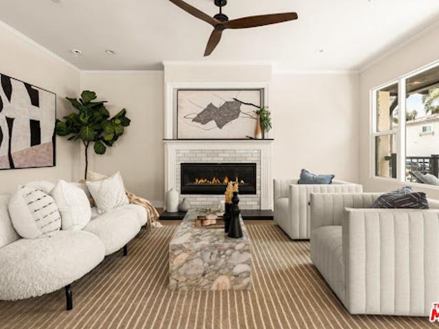 Apartment for sale in Oceanside, California