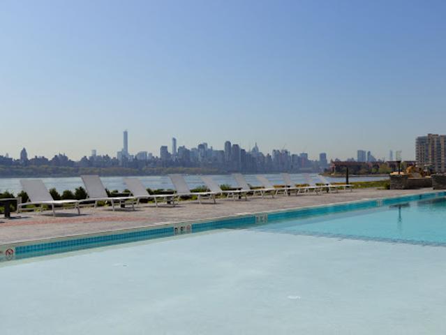 Apartment for rent in Edgewater, New Jersey