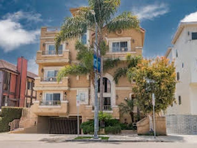 Apartment for sale in Los Angeles