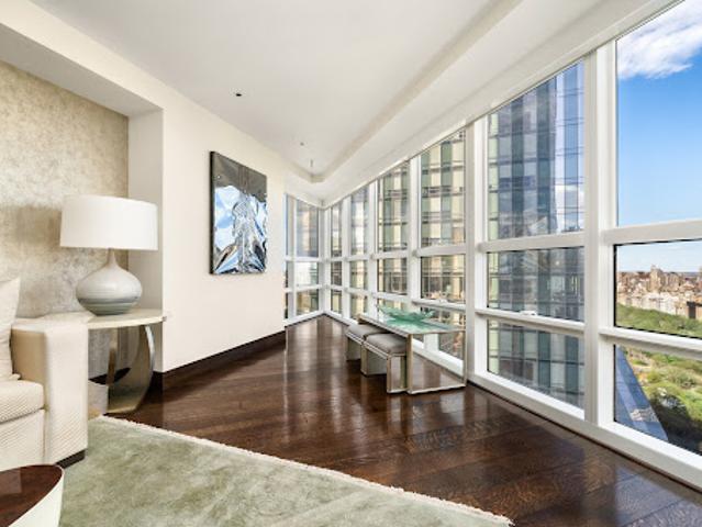 Apartment for sale in Arverne, New York