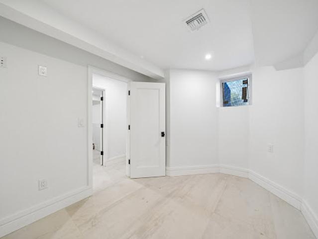 Apartment for sale in Hudson, New Jersey