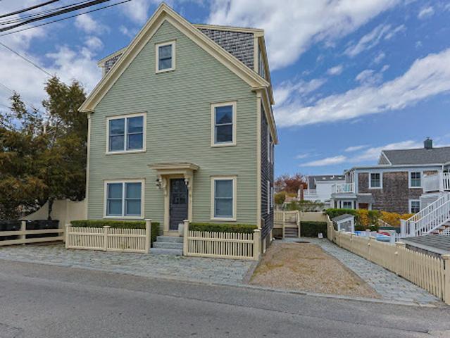 Apartment for sale in Provincetown, Massachusetts