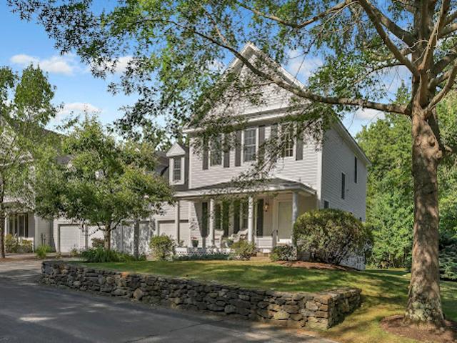 Apartment for sale in Cumberland Center, Maine