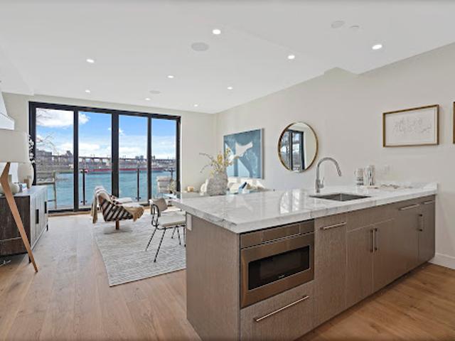 Apartment for sale in Queens, Arverne