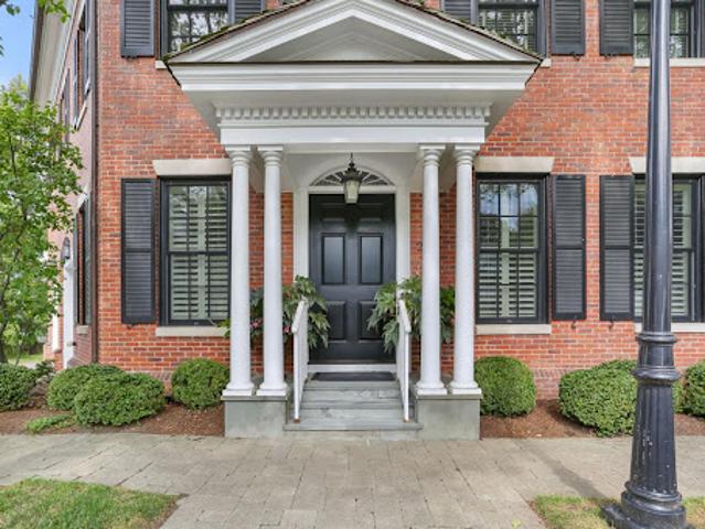 Apartment for sale in Fairfield, Connecticut